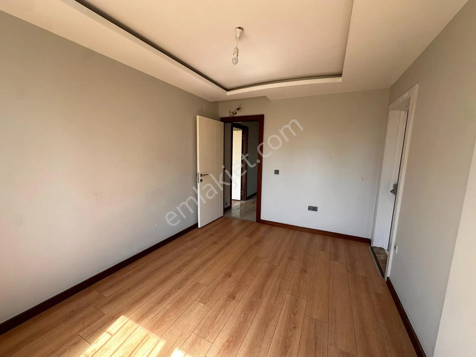 Altın Emlak Kiralıyor.gürselpaşa Mah Full Konsept Site İçerisnde - Görsel 5