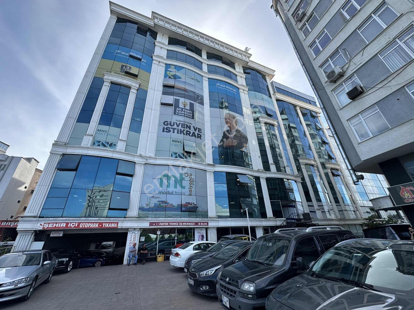 Deka Gayrimenkul'den İlkadım Şehrin Kalbinde Kiralık 300 M² Ofis - Görsel 10