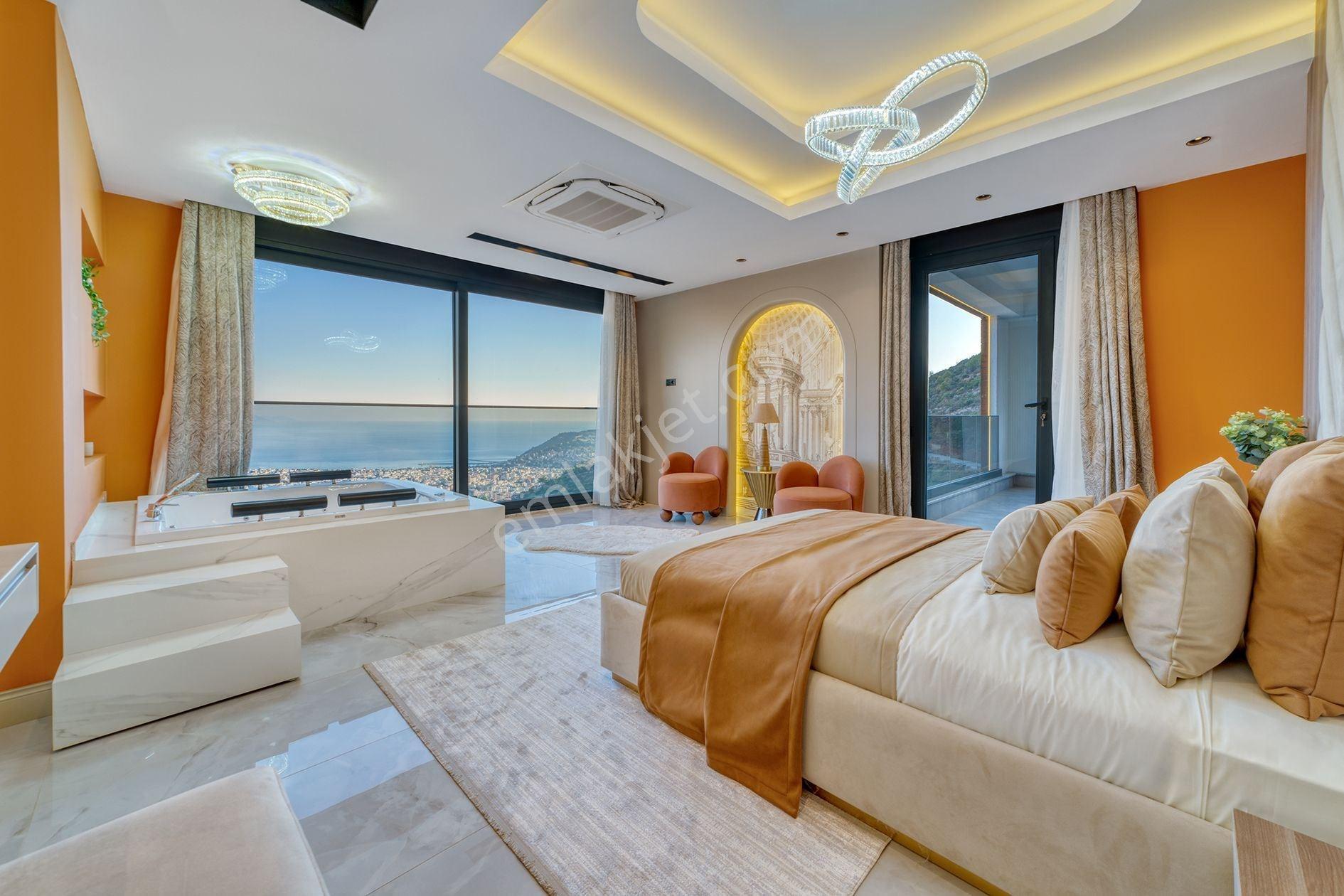 Alanya Tepe Modern Mimariye Sahip 4+1 Eşsiz Manzaralı Özel Villa - Görsel 18