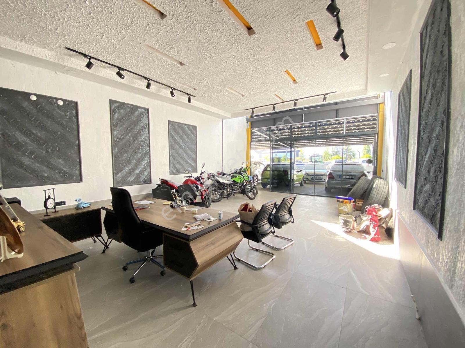 Remax Dem'den Yeni Galericiler Sitesinde Satılık Dükkan - Görsel 12