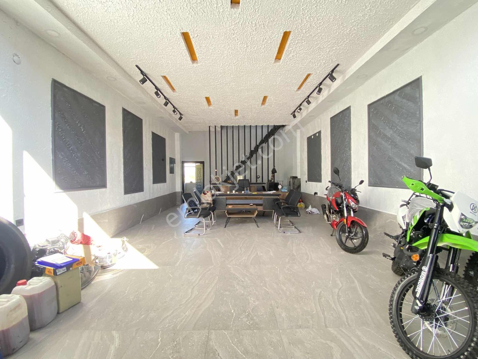 Remax Dem'den Yeni Galericiler Sitesinde Satılık Dükkan - Görsel 11