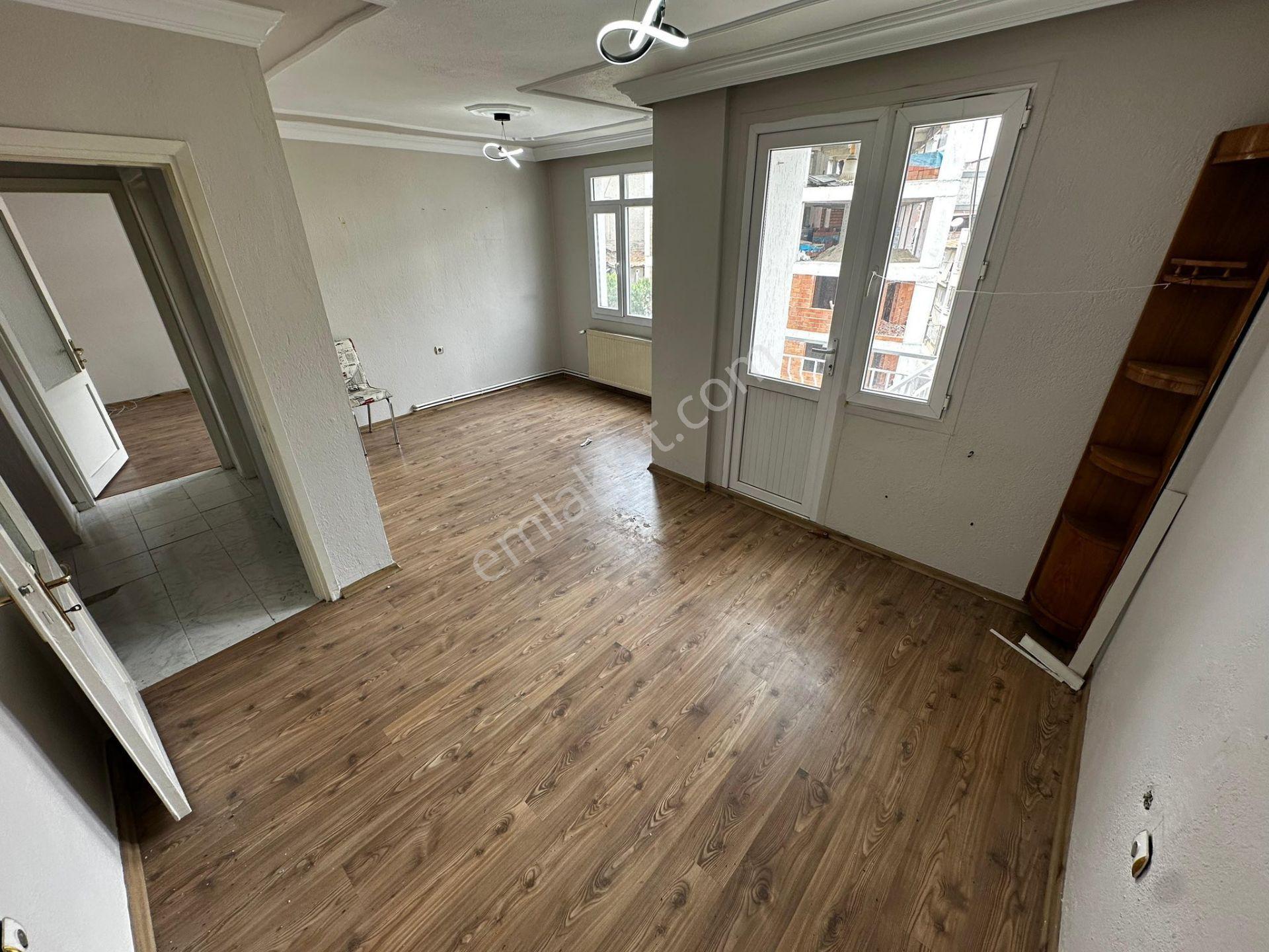Turgutlu Kiralık Acarlar Mah 130m2 3. Ara Kat 4 Balkonlu Doğalgazlı Daire - Görsel 4