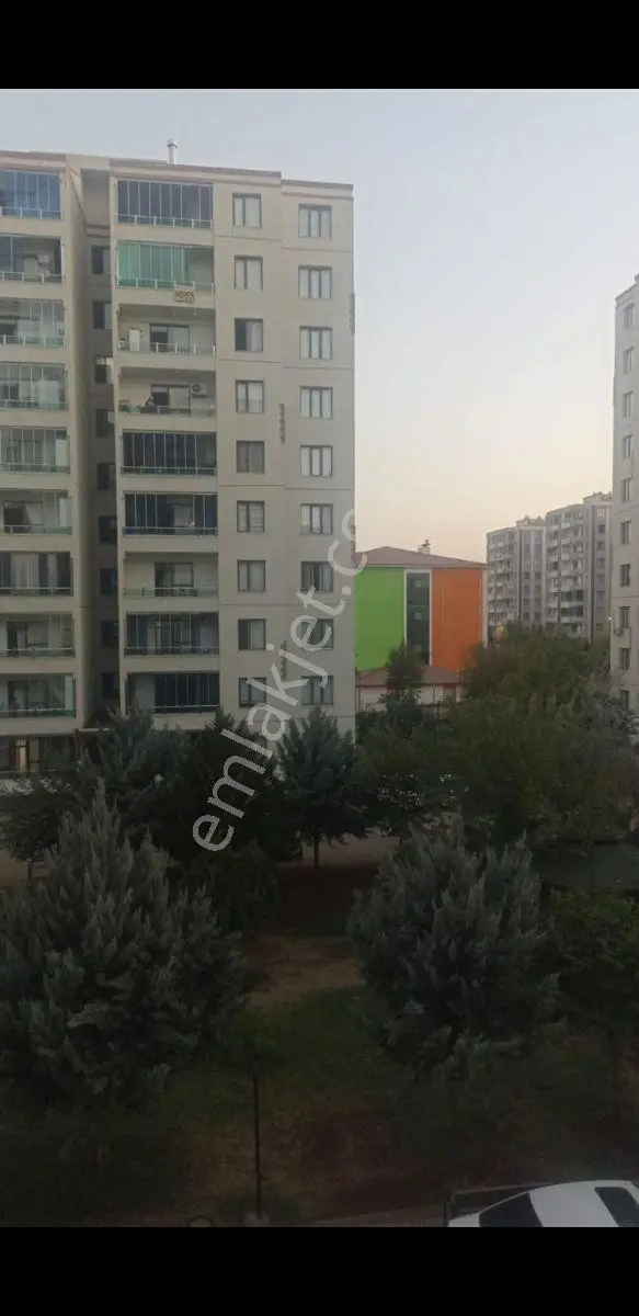 Med Lıfe Gayrımenkulden Şatopark Arkası Acıl Satılık 3+1 Daıre - Görsel 16
