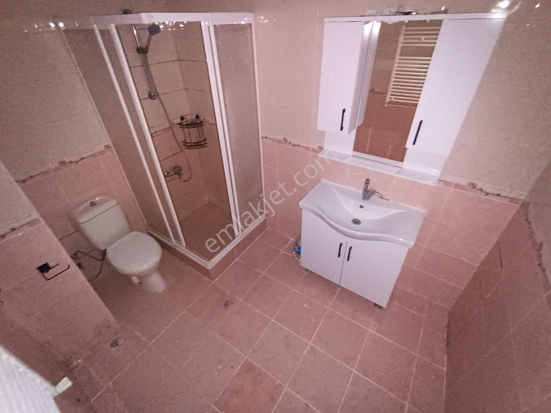 Engindeniz Emlak'tan Sarıkumda Kiralık 2+1 Temiz Daire - Görsel 13
