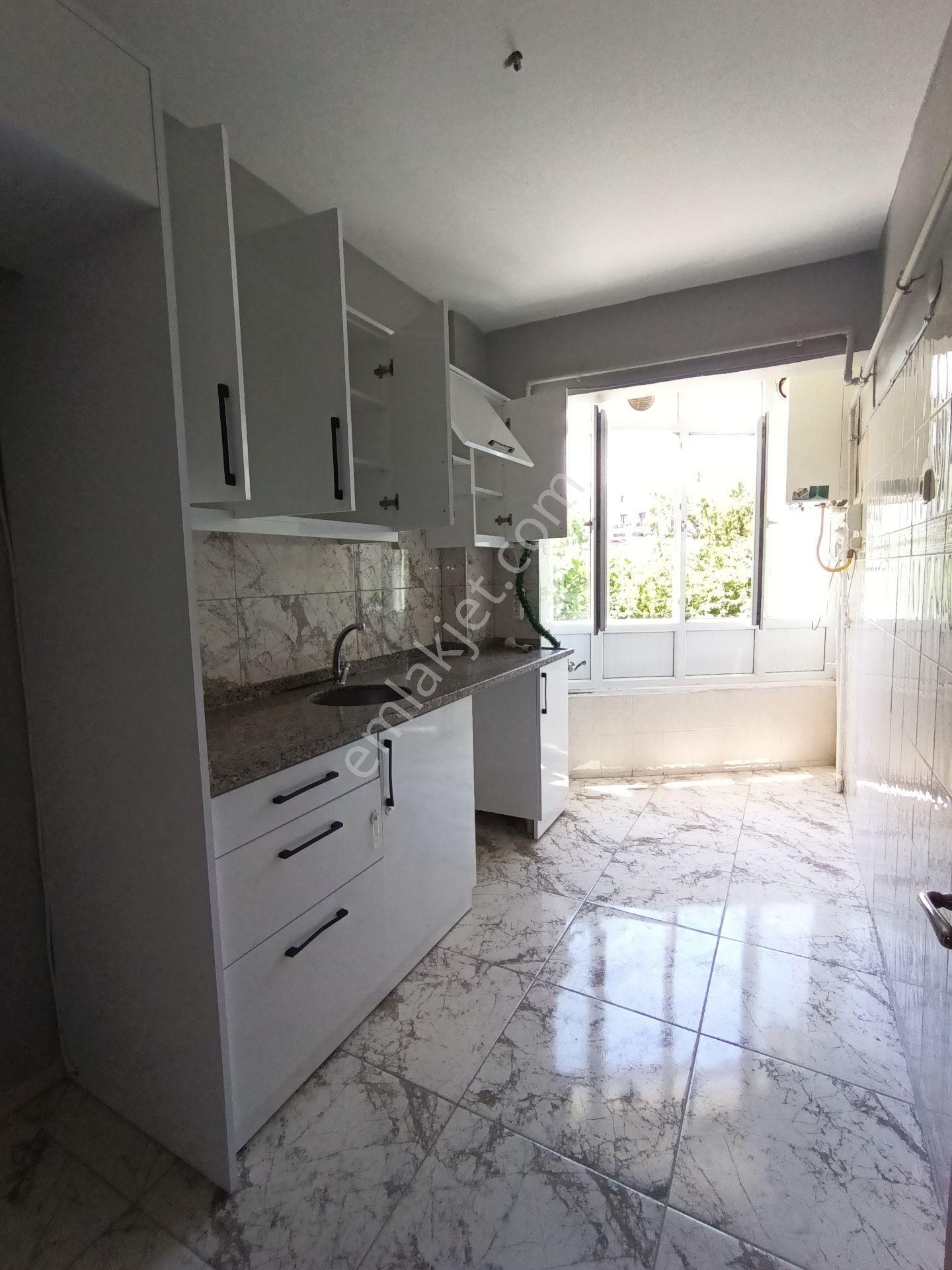 Engindeniz Emlak'tan Sarıkumda Kiralık 2+1 Temiz Daire - Görsel 2