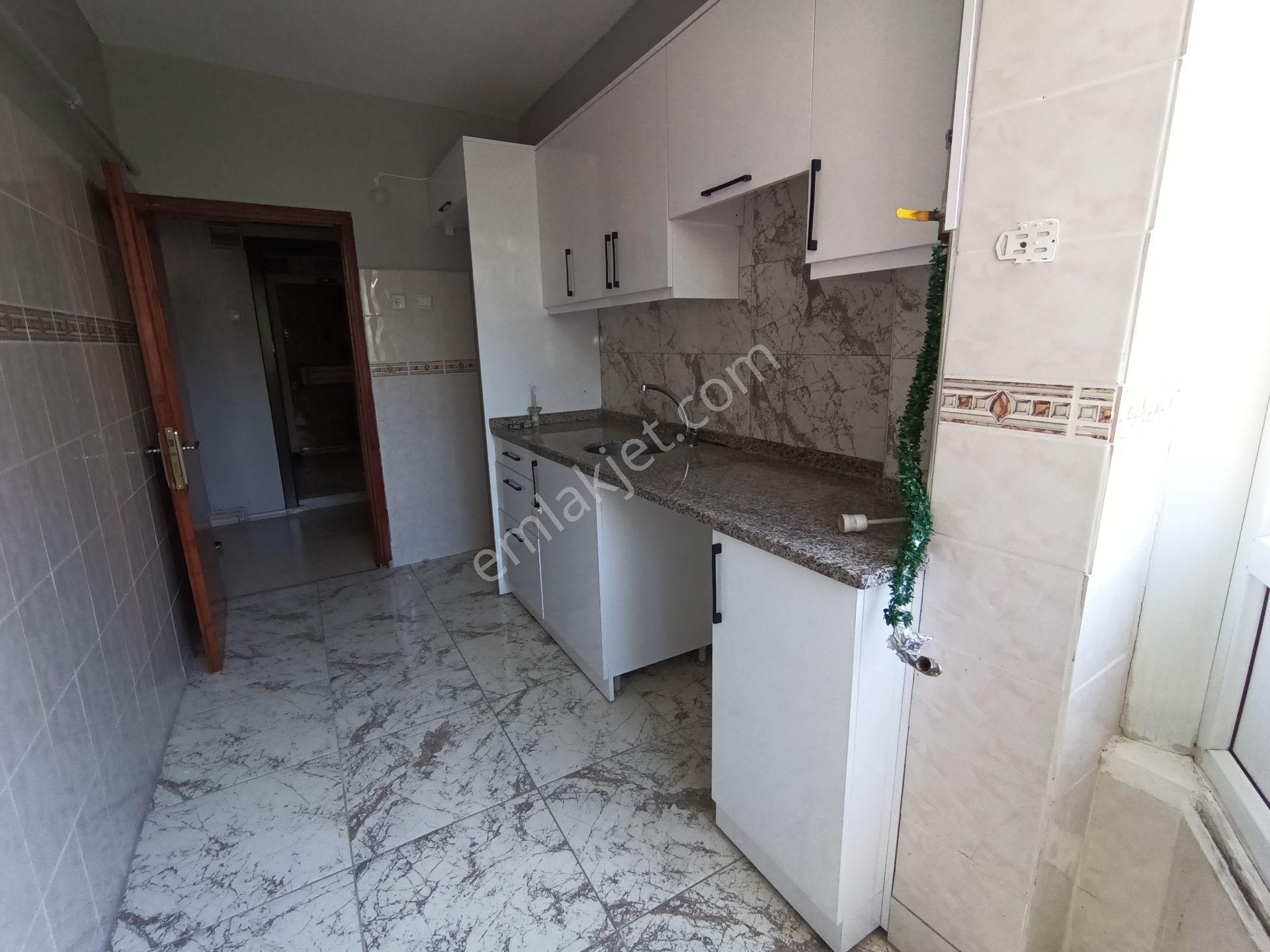 Engindeniz Emlak'tan Sarıkumda Kiralık 2+1 Temiz Daire - Görsel 3