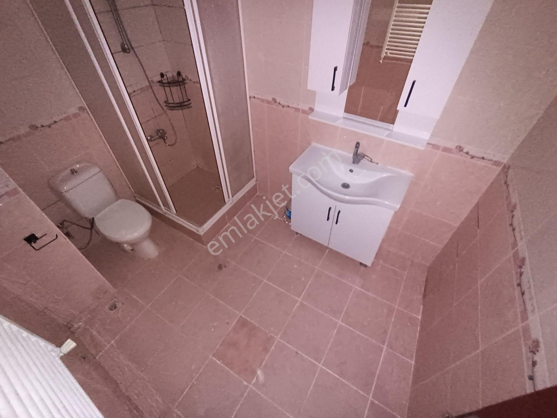 Engindeniz Emlak'tan Sarıkumda Kiralık 2+1 Temiz Daire - Görsel 12