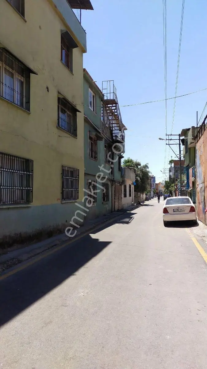 Mersin Akdeniz Çay Mahallesi'nde Kiralık Daire