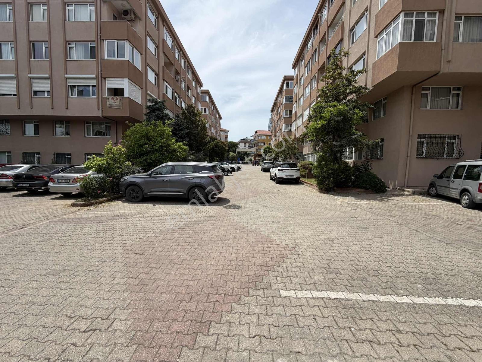 F-l Emlaktan Emaar Avm Libadiye Yakını 3+1 Elit Sitede Önü Açık - Görsel 11