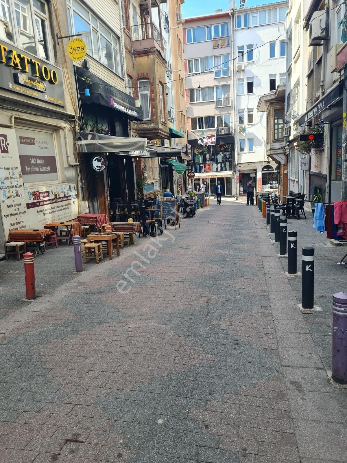 Kadıköy Kırtasiyeci Kokakta 18 M2 Dükkan - Görsel 5