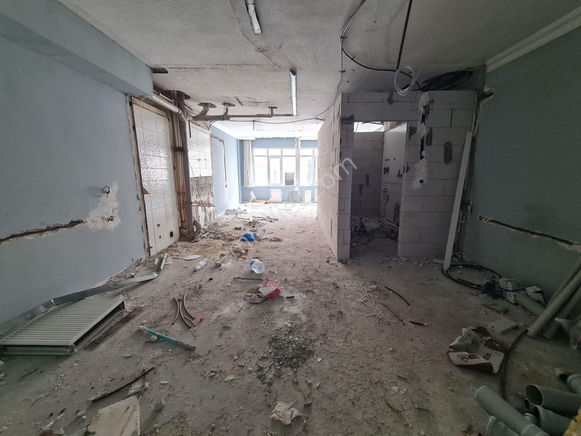 Kadıköy Osmanağa Da Boş Bina - Görsel 15