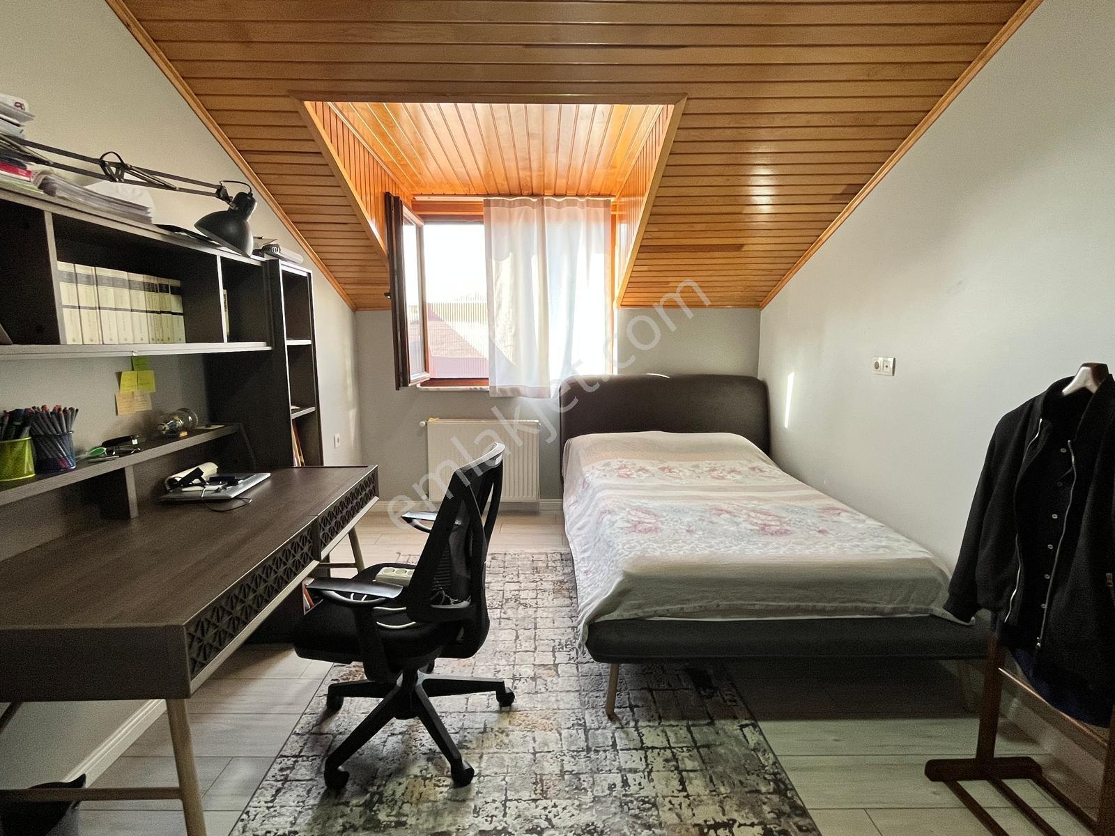 Mimar Sinan'da Lüks 5+2 Çatı Dubleks, 230m², Cadde Üzeri - Görsel 20