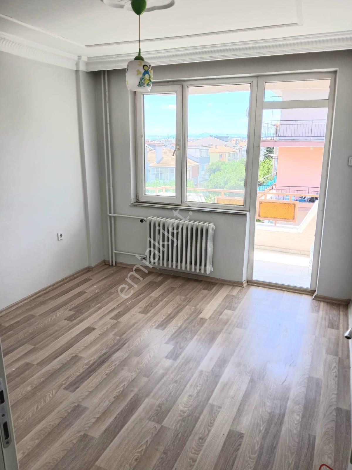 Balıkesir Bahçeli Evlerde 3+1 Ve 150m2 Kiralık Daire - Görsel 4