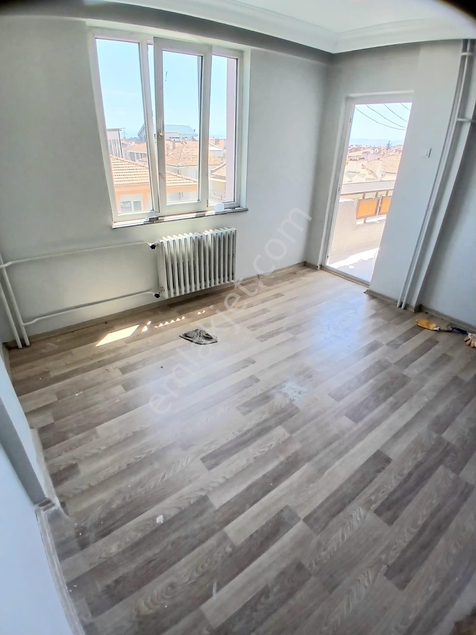 Balıkesir Bahçeli Evlerde 3+1 Ve 150m2 Kiralık Daire - Görsel 24