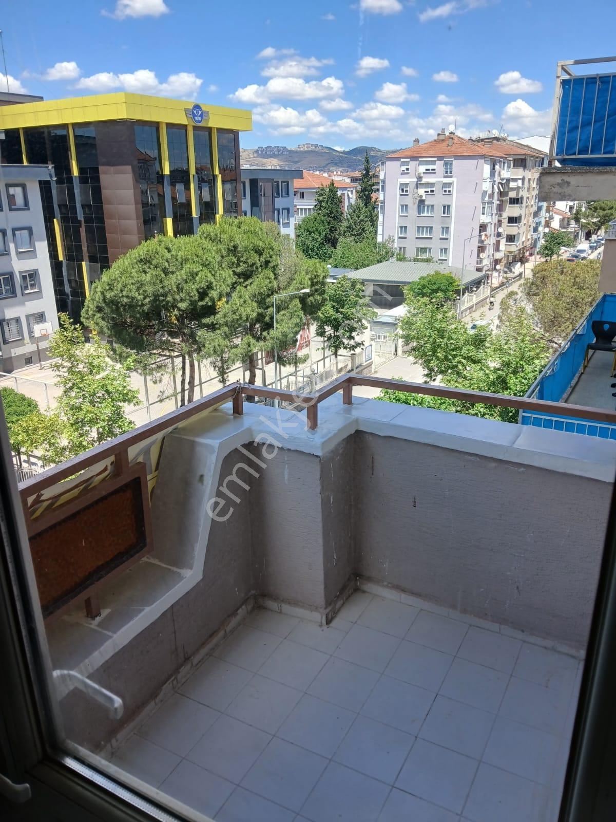 Balıkesir Bahçeli Evlerde 3+1 Ve 150m2 Kiralık Daire - Görsel 19