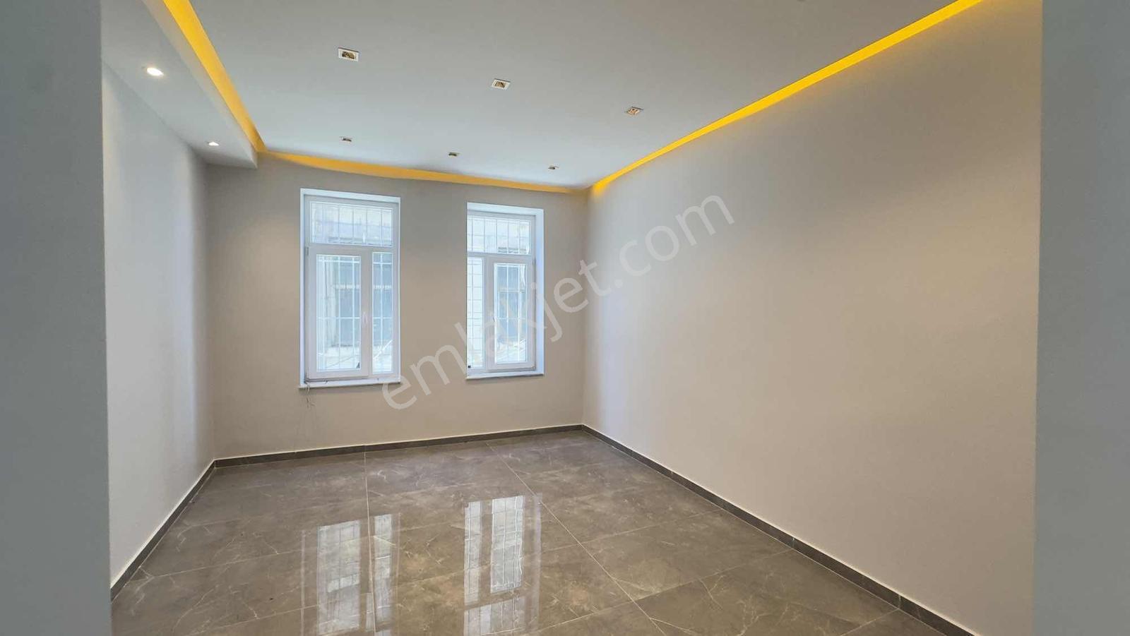 Başokur'dan Kapalı Çarşı Yanı Full Yapılı Kiralık 1+1 Ofis Katı - Görsel 14