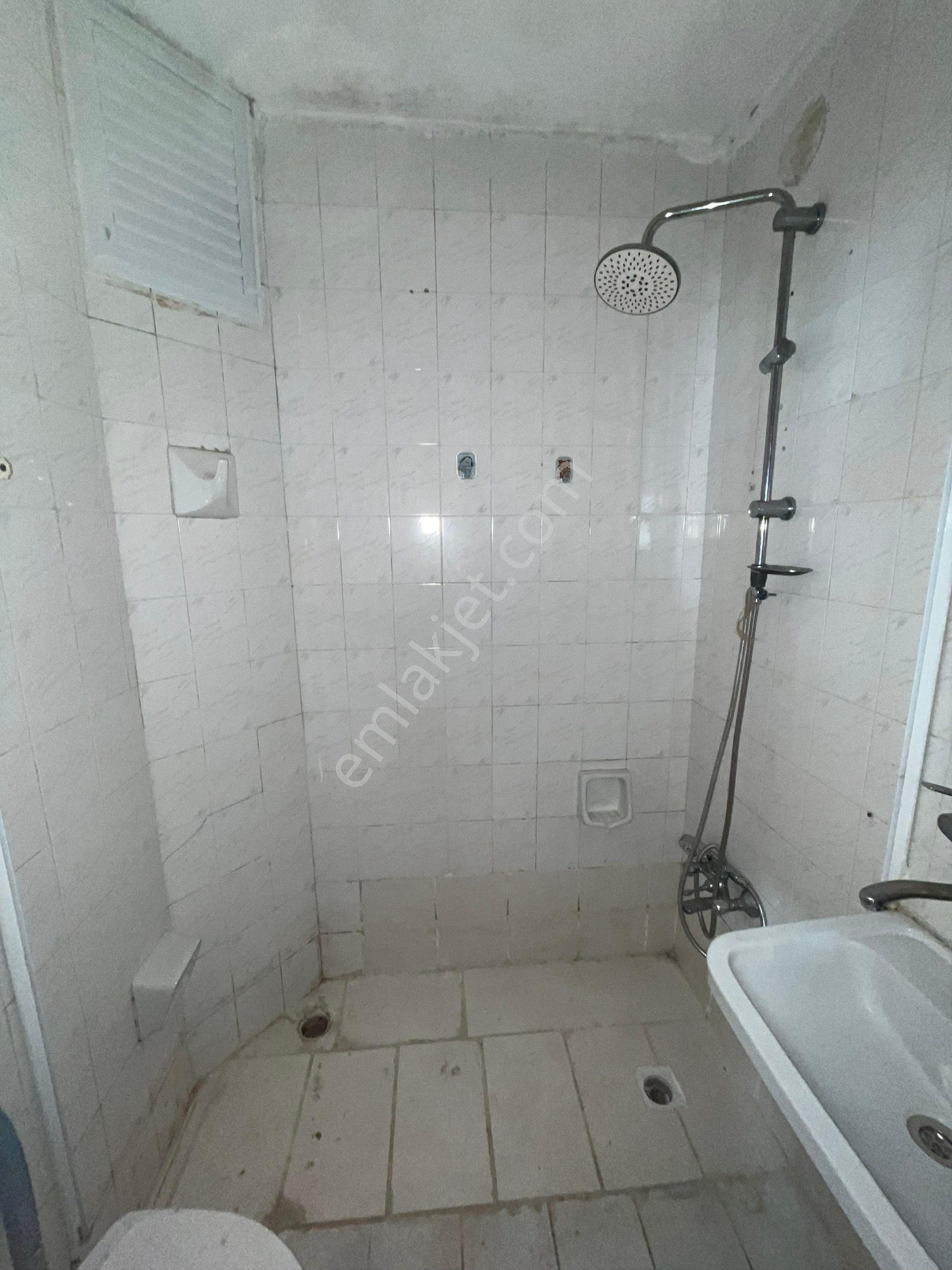 Metro Durağının Karşısında Bekara Uygun Harika Konumda 2+1 Kiralık Daire - Görsel 27