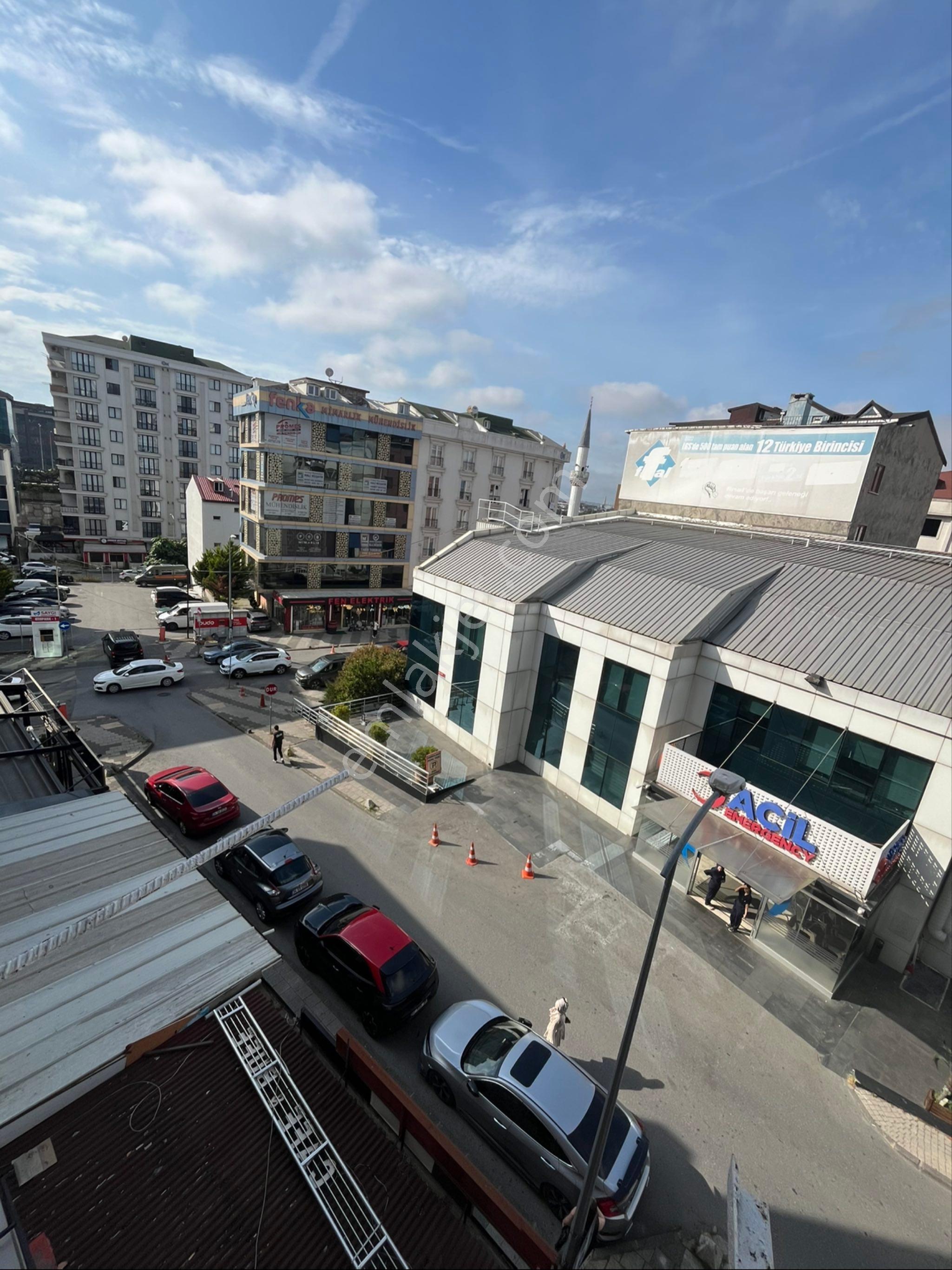 Metro Durağının Karşısında Bekara Uygun Harika Konumda 2+1 Kiralık Daire - Görsel 10