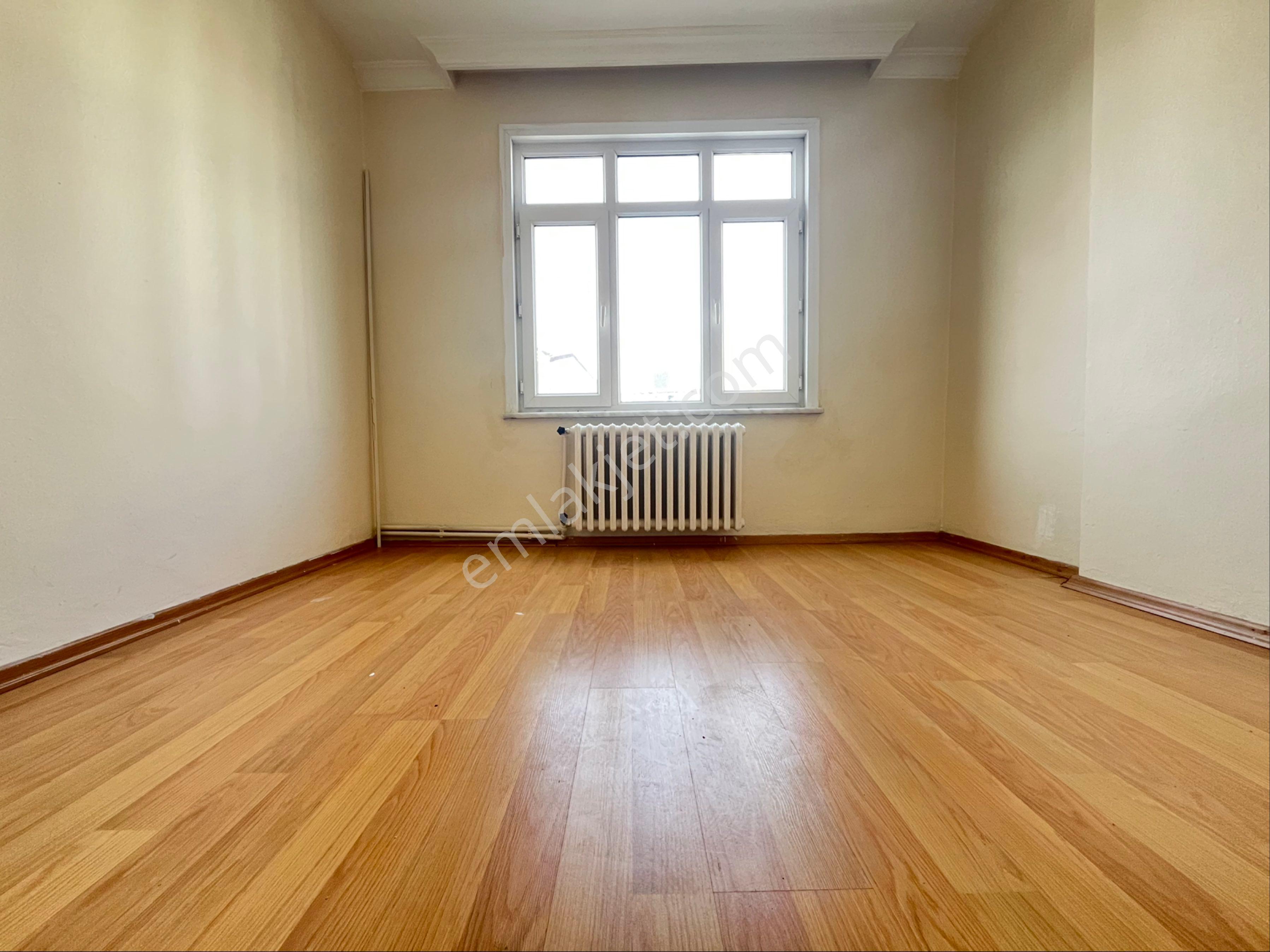 Metro Durağının Karşısında Bekara Uygun Harika Konumda 2+1 Kiralık Daire - Görsel 16