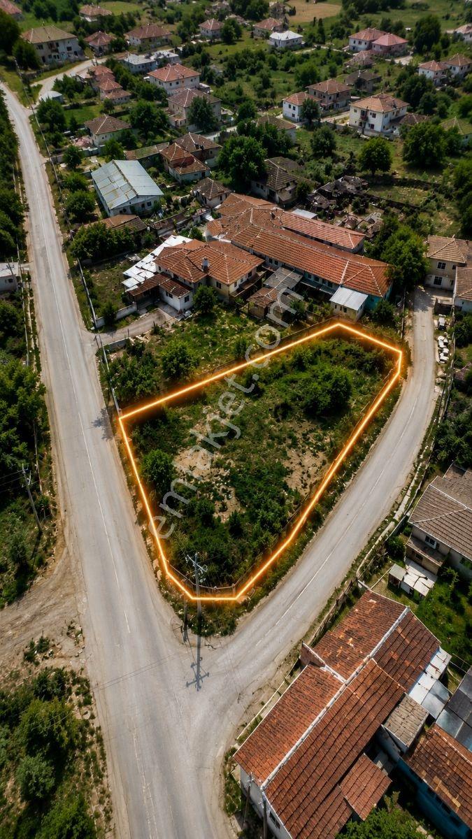 Emlakyaptan Merkez Kayalı Da Satılık 388m2 Köşe Parsel Arsa