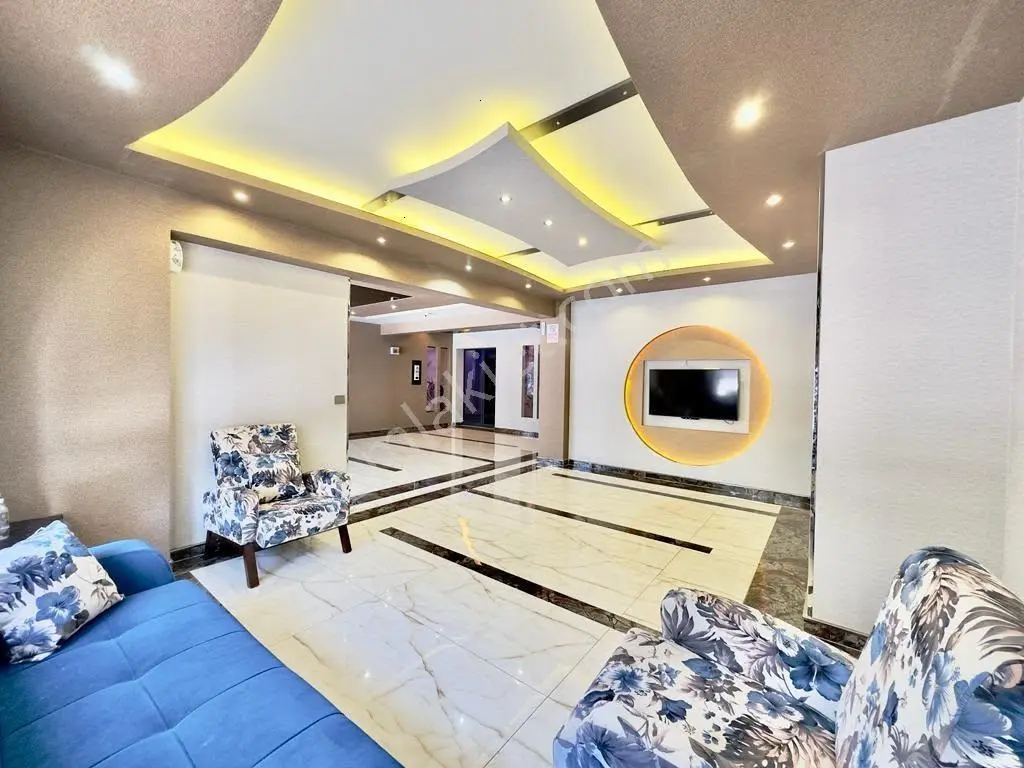 Beyoğlu'ndan Elit Sitede Geniş Balkonlu Hastane Yakını Lüx Daire - Görsel 10