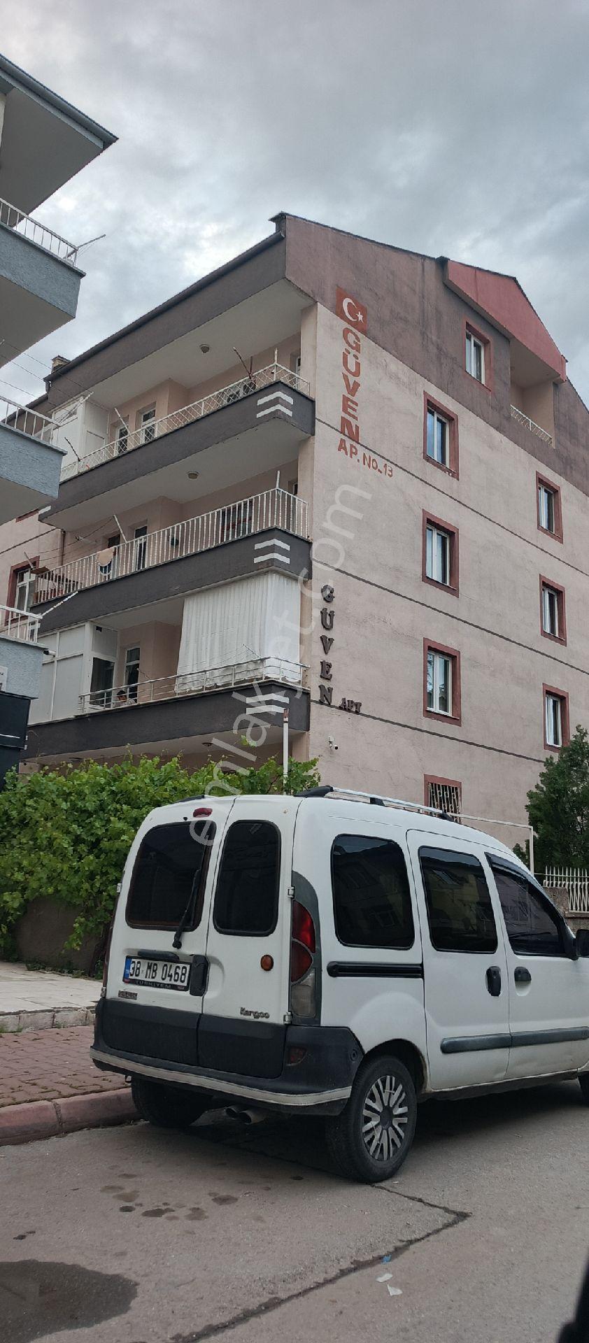Mithatpaşa Mahallesi 4+2 Dubleks Kiralık Eşyalı Daire - Görsel 11
