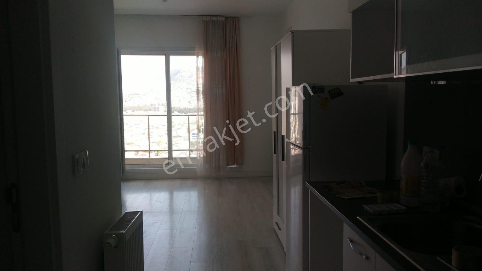 Bornova Dap İzmir Şehir Manzaralı Kısmi Eşyalı Kiralık Stüdyo