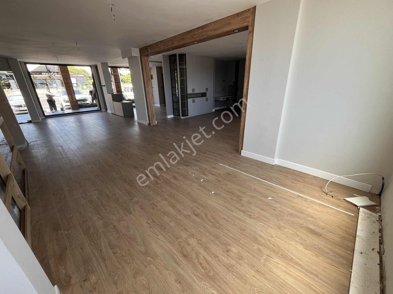 Ortakentte Yalıkavak Yolunda Kiralık 160 M2 Dükkan - Görsel 5