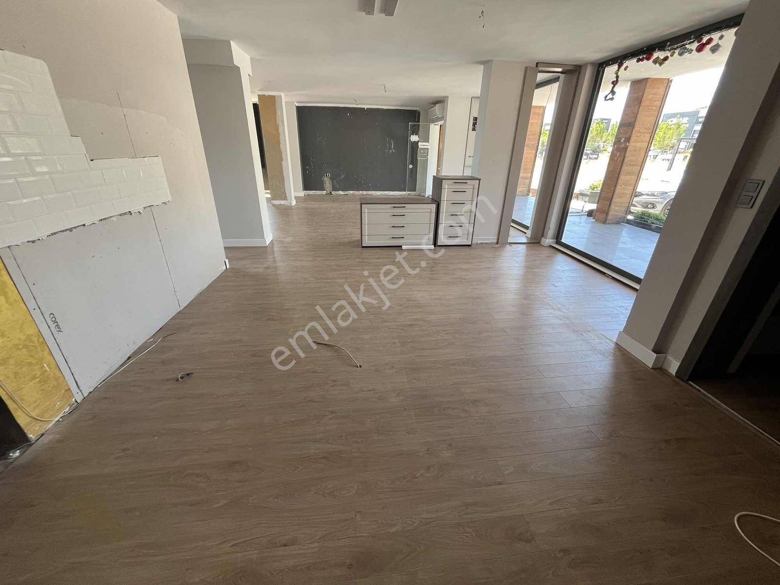 Ortakentte Yalıkavak Yolunda Kiralık 160 M2 Dükkan - Görsel 27