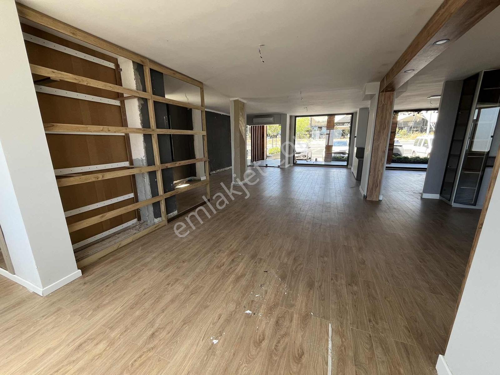 Ortakentte Yalıkavak Yolunda Kiralık 160 M2 Dükkan - Görsel 6