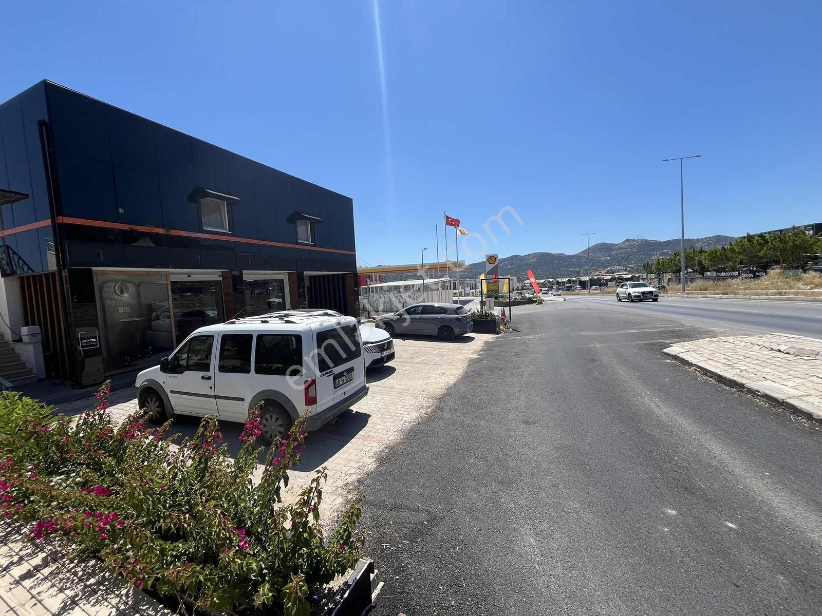 Ortakentte Yalıkavak Yolunda Kiralık 160 M2 Dükkan - Görsel 3