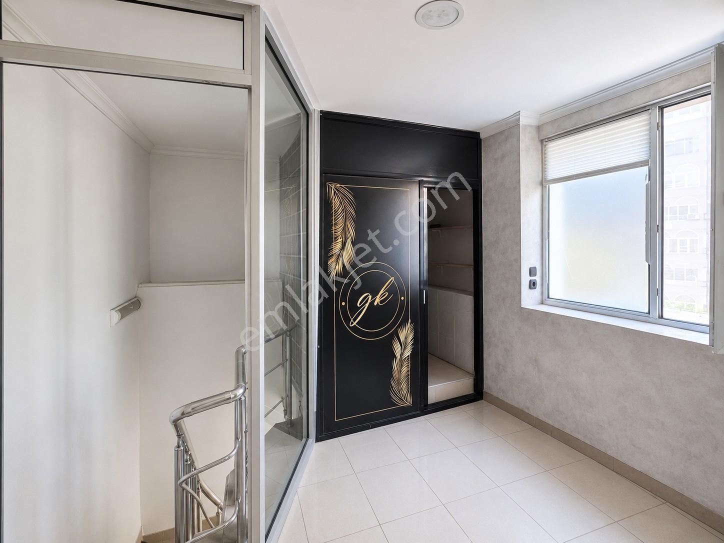 İzmit Merkez Cumhuriyet Caddesinde Kiralık 3 Katlı İş Yeri - Görsel 10