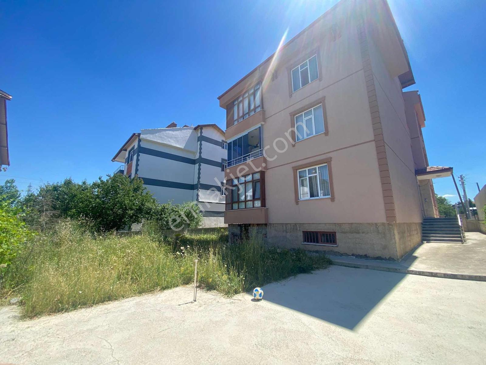 Sille Ak Mahallesi'nde 209 M² 4 Cepheli Geniş 3+1 Fırsat Daire!! - Görsel 15