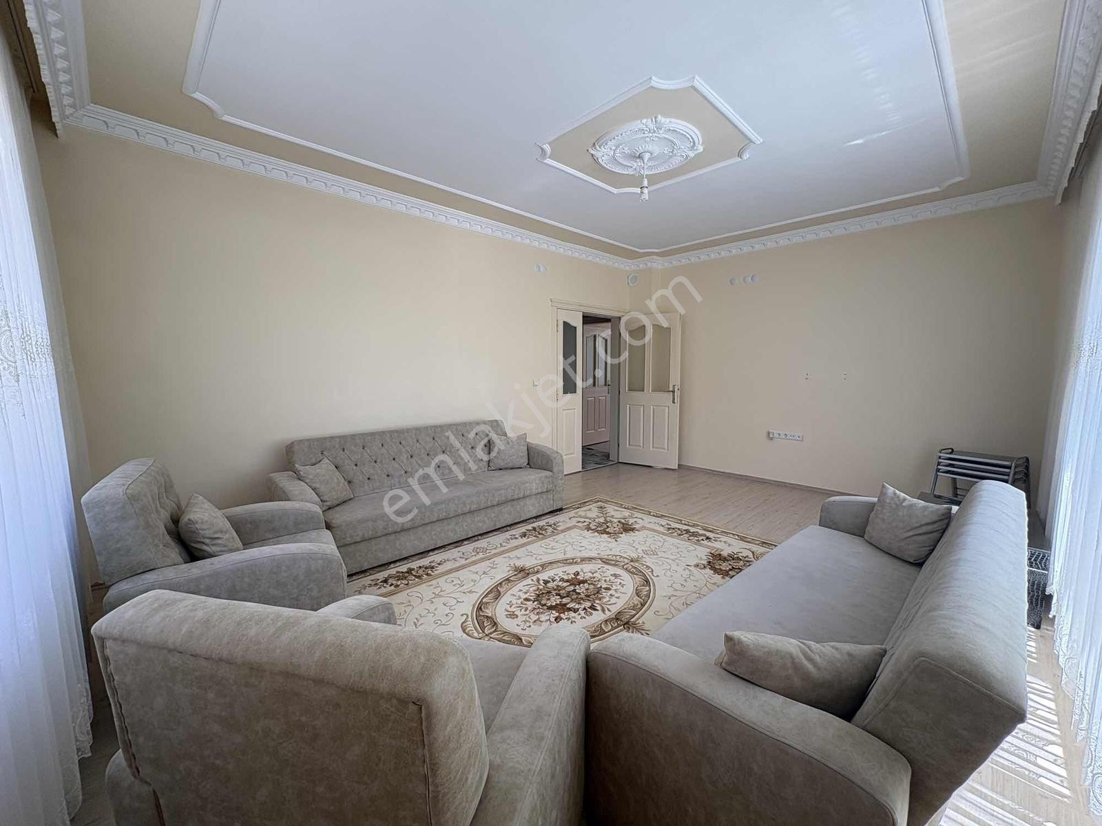 Sille Ak Mahallesi'nde 209 M² 4 Cepheli Geniş 3+1 Fırsat Daire!! - Görsel 8