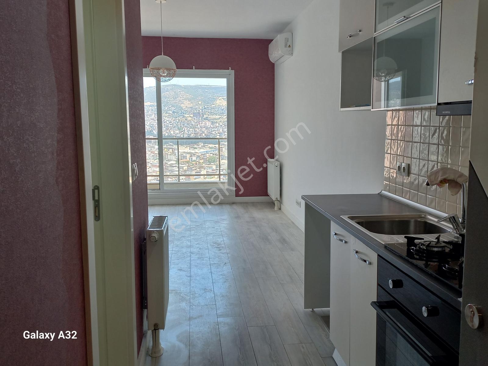 Bornova Dap İzmir Şehir Manzaralı Kiralık 1+0 Stüdyo Daire