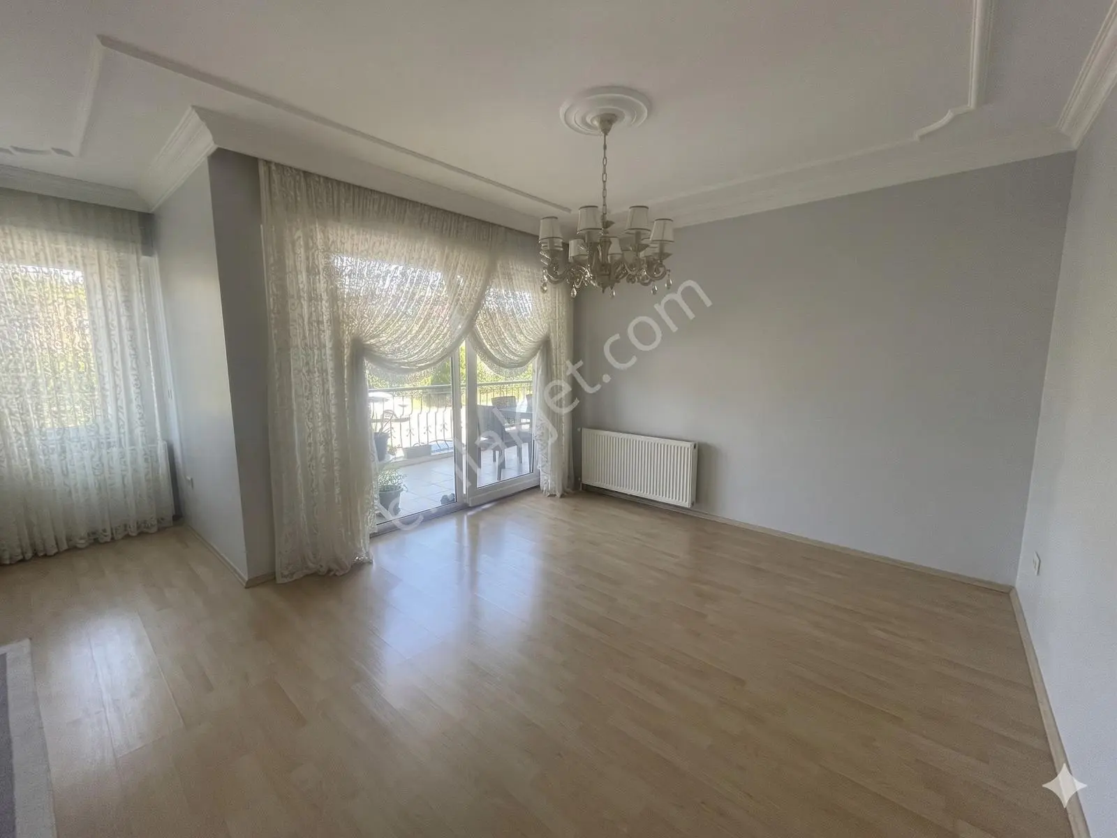 İdenova'dan Yüzüncüyıl Cenk Sitesi 3+1 Havuzlu Geniş Daire - Görsel 3