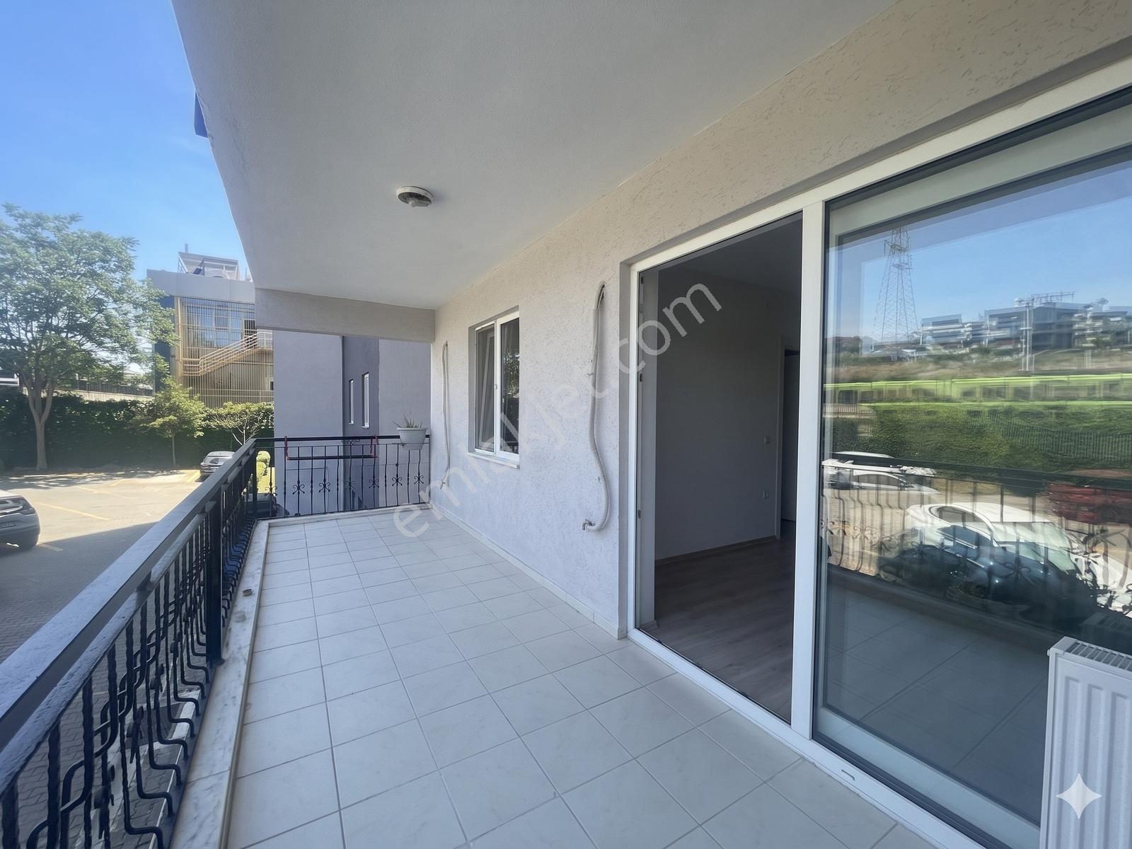 İdenova'dan Yüzüncüyıl Cenk Sitesi 3+1 Havuzlu Geniş Daire - Görsel 8