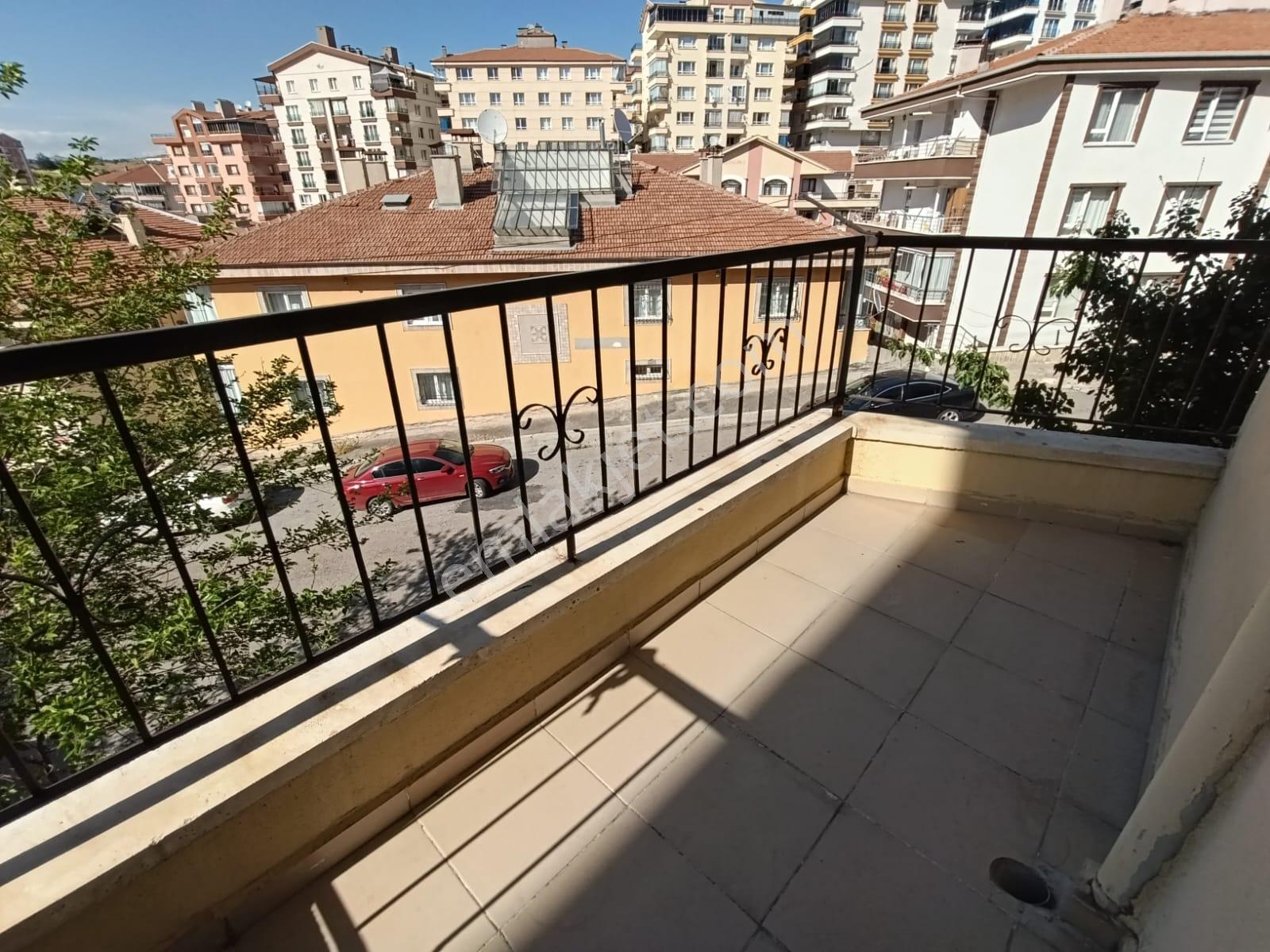 ▄evga▄durali Alıç Mahallesi 120m2 Katta 3+1 Daire - Görsel 4