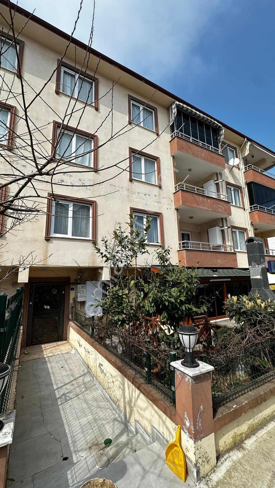 Karasu Plaj Merkezde Denize Yakıın 2+1 Kombili Eşyalı Fırsat Yaz