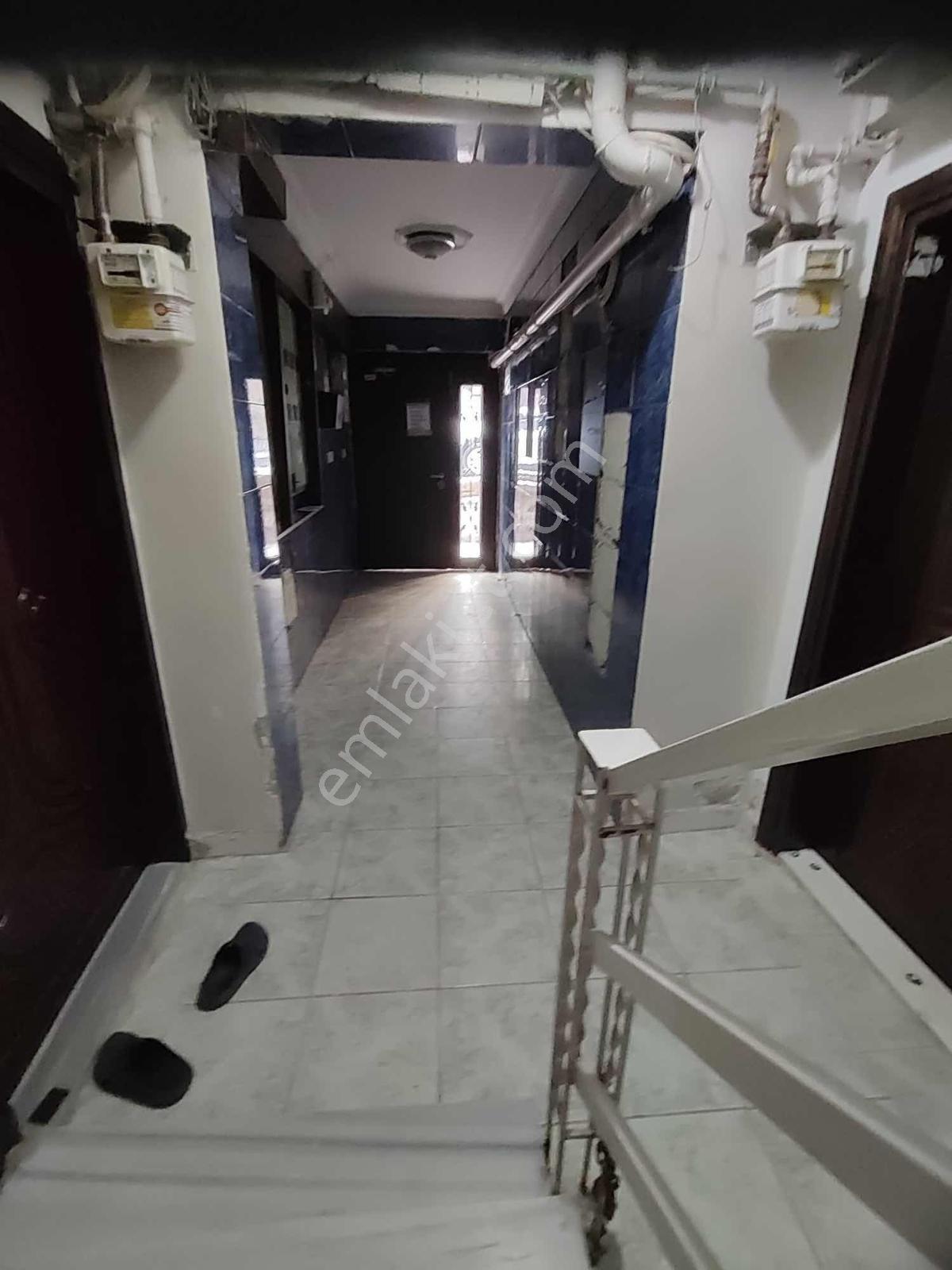 Bahçelievler Siyavuşpaşada 5.kat 2+1 70 M2 1999 Yapımı - Görsel 3