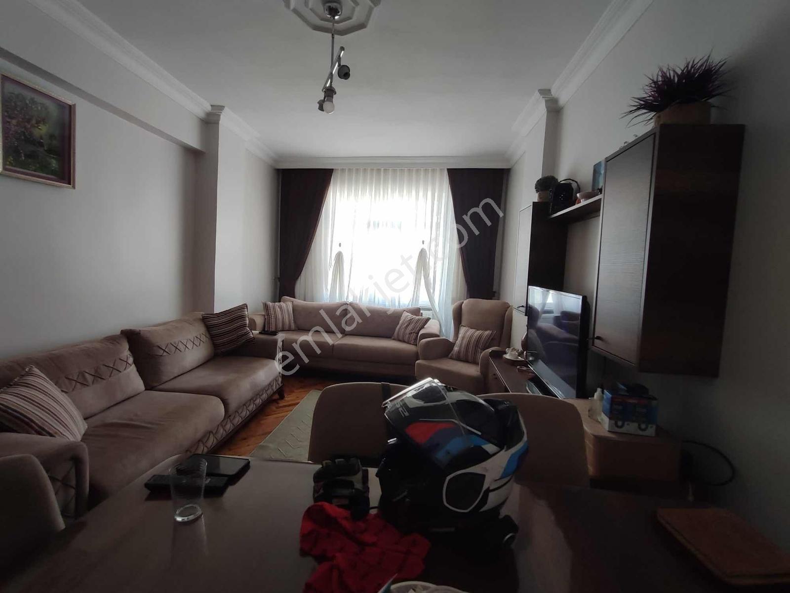Bahçelievler Siyavuşpaşada 5.kat 2+1 70 M2 1999 Yapımı - Görsel 30