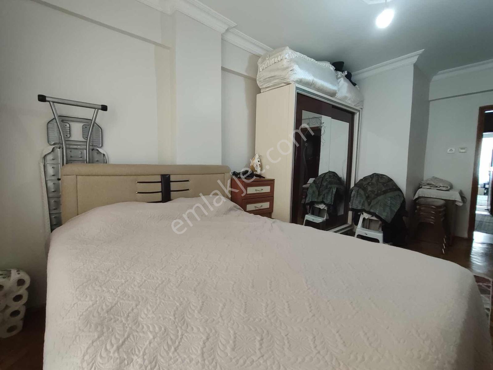 Bahçelievler Siyavuşpaşada 5.kat 2+1 70 M2 1999 Yapımı - Görsel 20