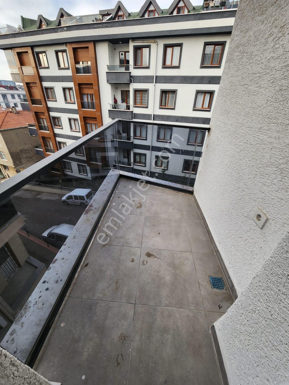 Marmara Üni.yakın Ayrı Mutfak Geniş M2 Ön Köşe 2+1 Daire - Görsel 28