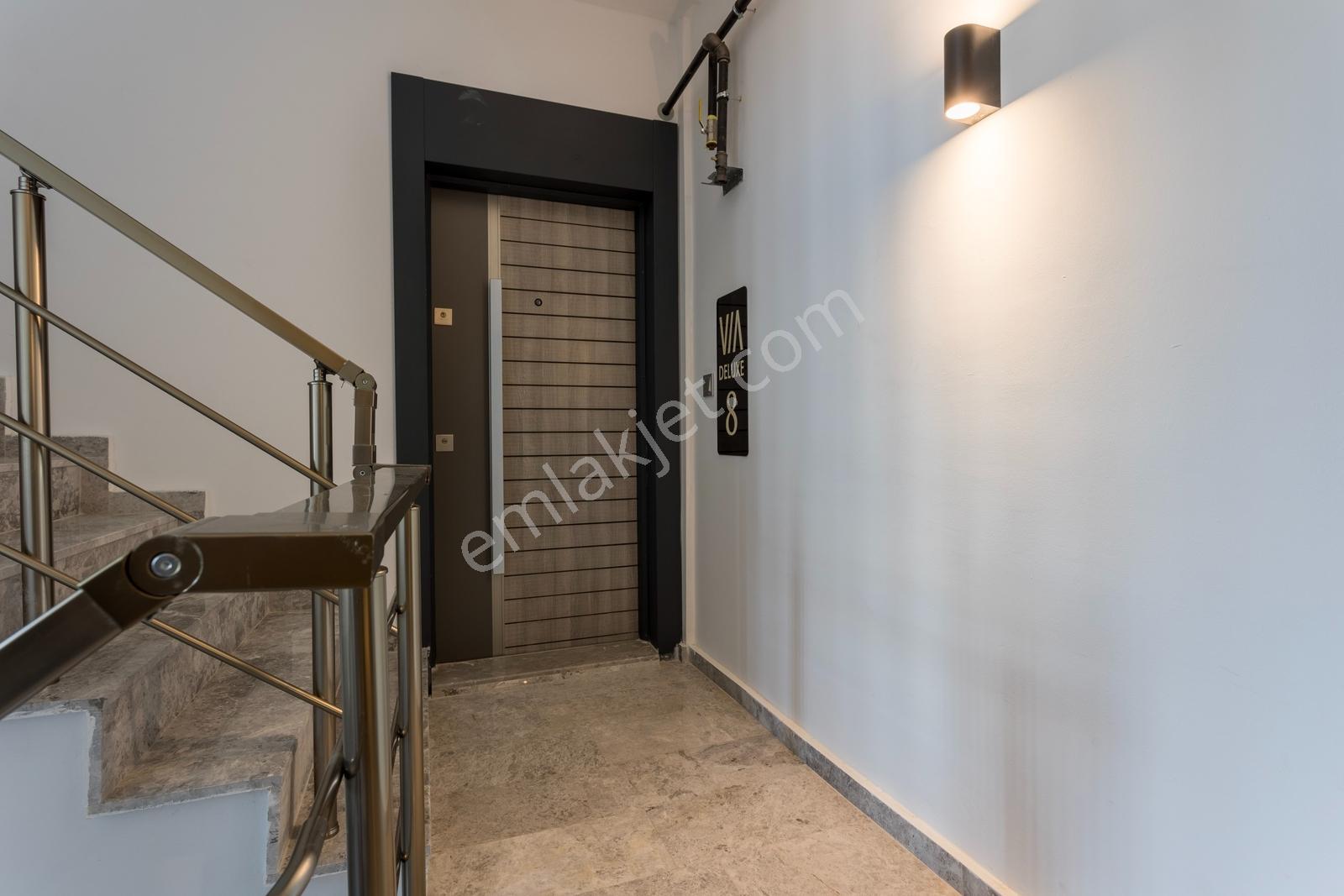 Doğal Gazlı Yerden Isıtmalı Kiralık Lüks 2+1 Daire - Görsel 11