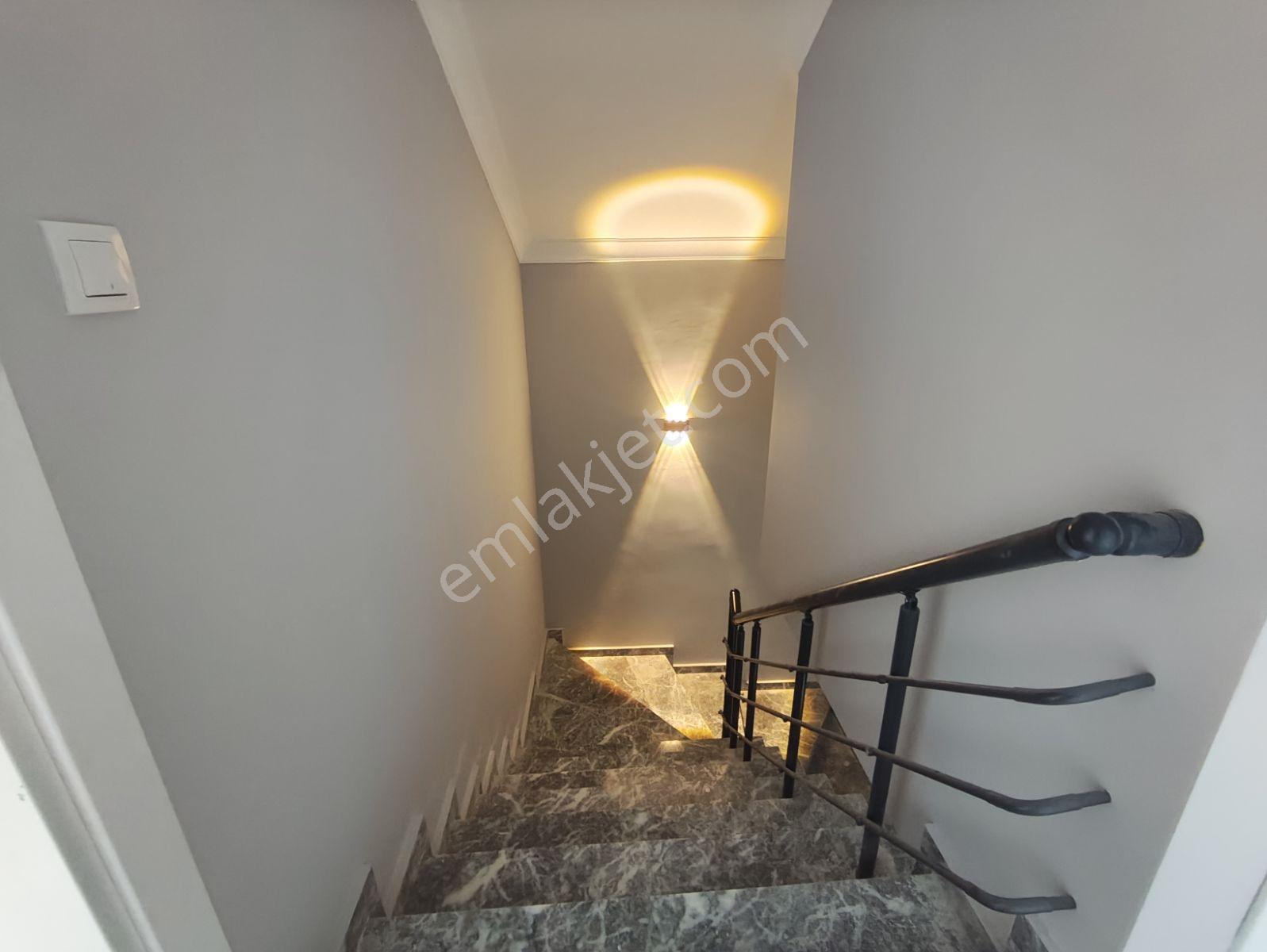 Kartepe Ertuğrulgazide Kiralık Ebeveyn Banyolu 2+1 Çatidublex - Görsel 8