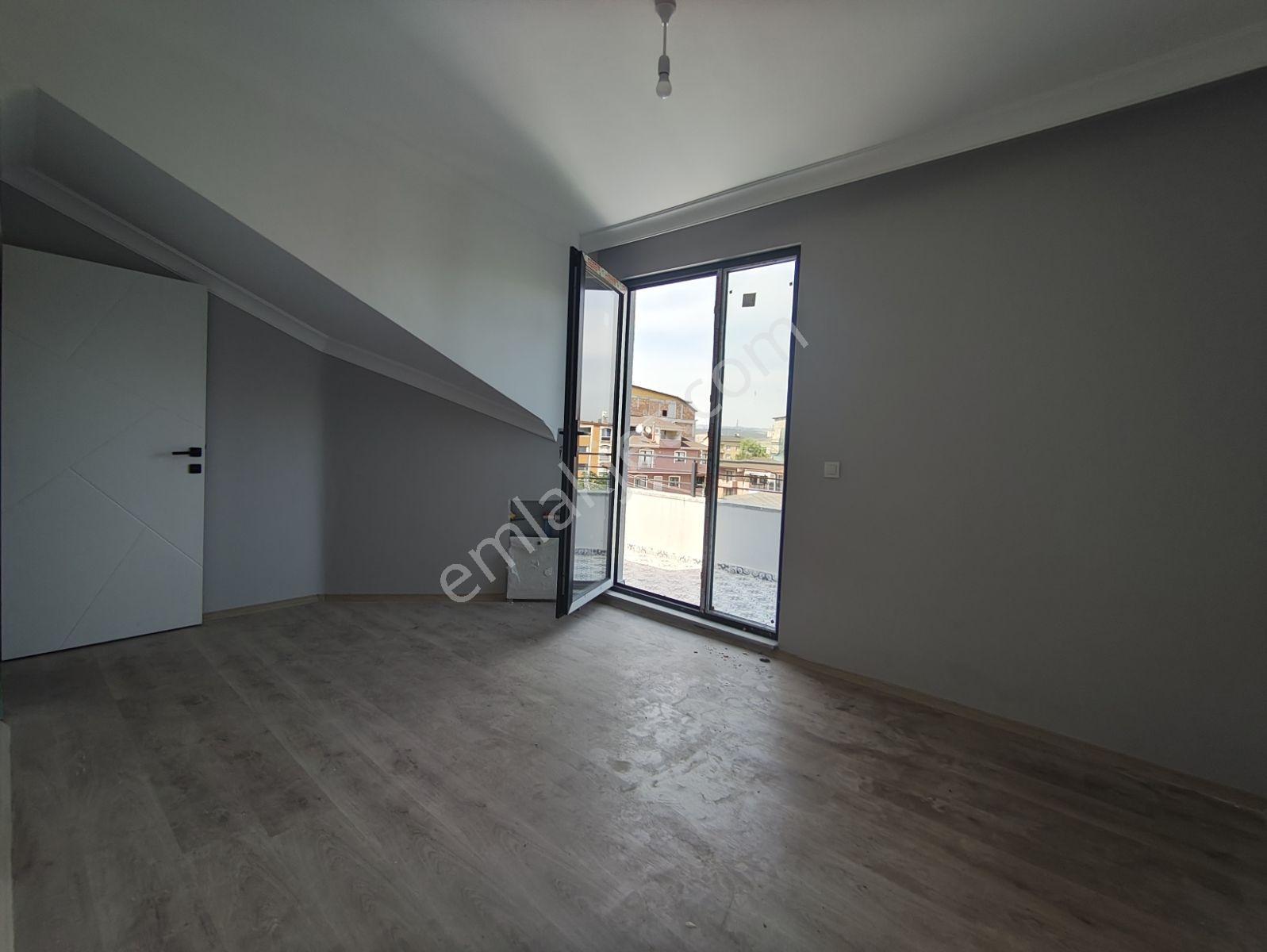 Kartepe Ertuğrulgazide Kiralık Ebeveyn Banyolu 2+1 Çatidublex - Görsel 28