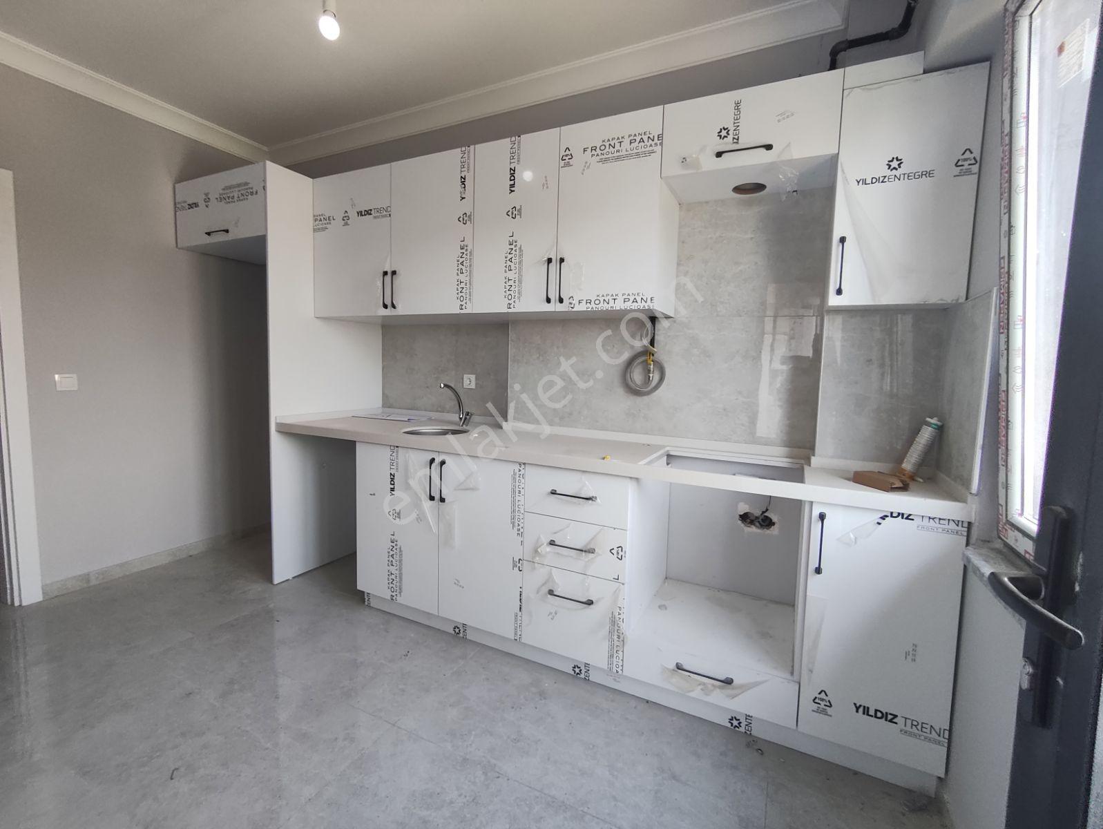 Kartepe Ertuğrulgazide Kiralık Ebeveyn Banyolu 2+1 Çatidublex - Görsel 3