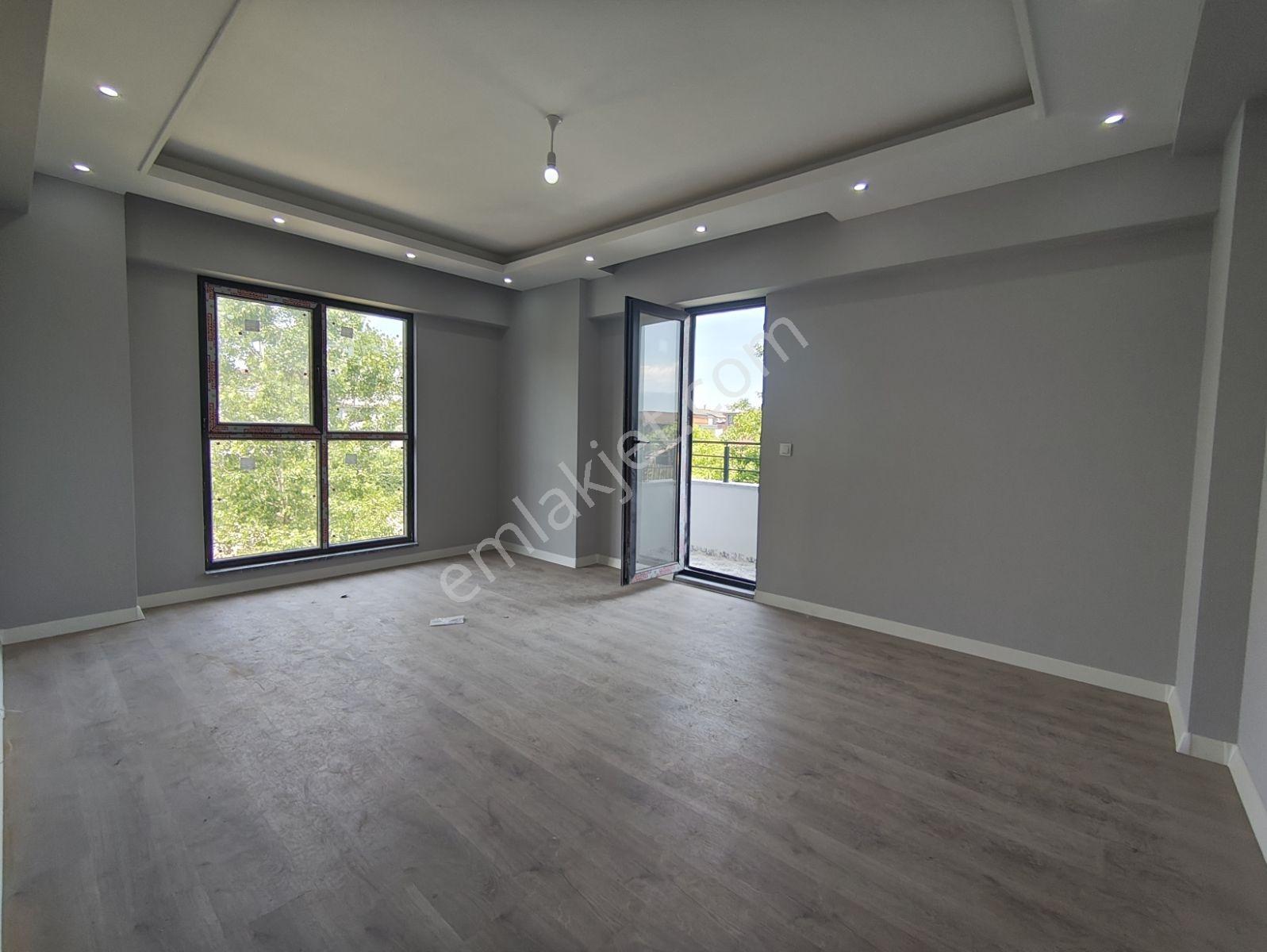 Kartepe Ertuğrulgazide Kiralık Ebeveyn Banyolu 2+1 Çatidublex - Görsel 4