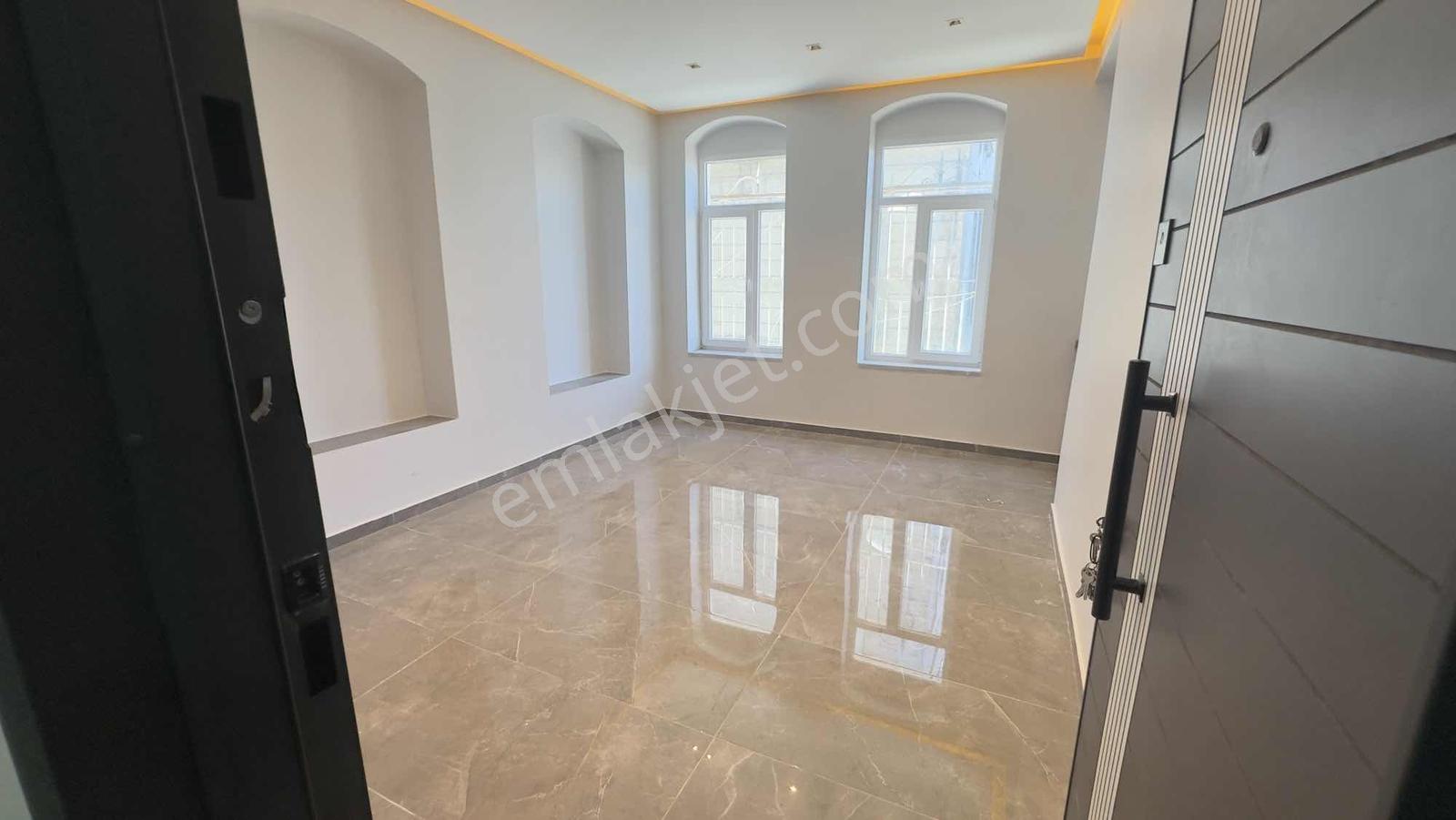 Başokur'dan Kapalı Çarşı Yanı Full Yapılı Kiralık 1+0 Ofis Katı - Görsel 5