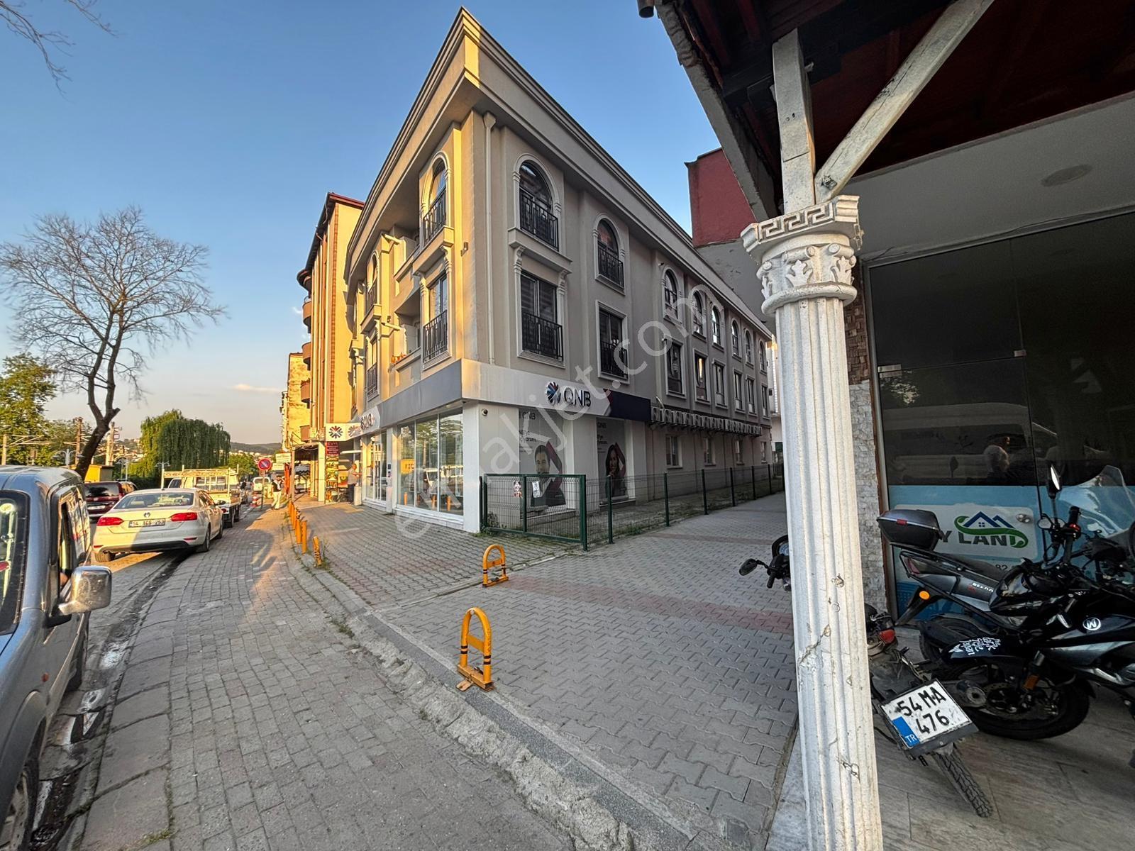 Sapanca'nın En İşlek Caddesi Satılık Köşe Dükkan Pazarlığa Açık - Görsel 24